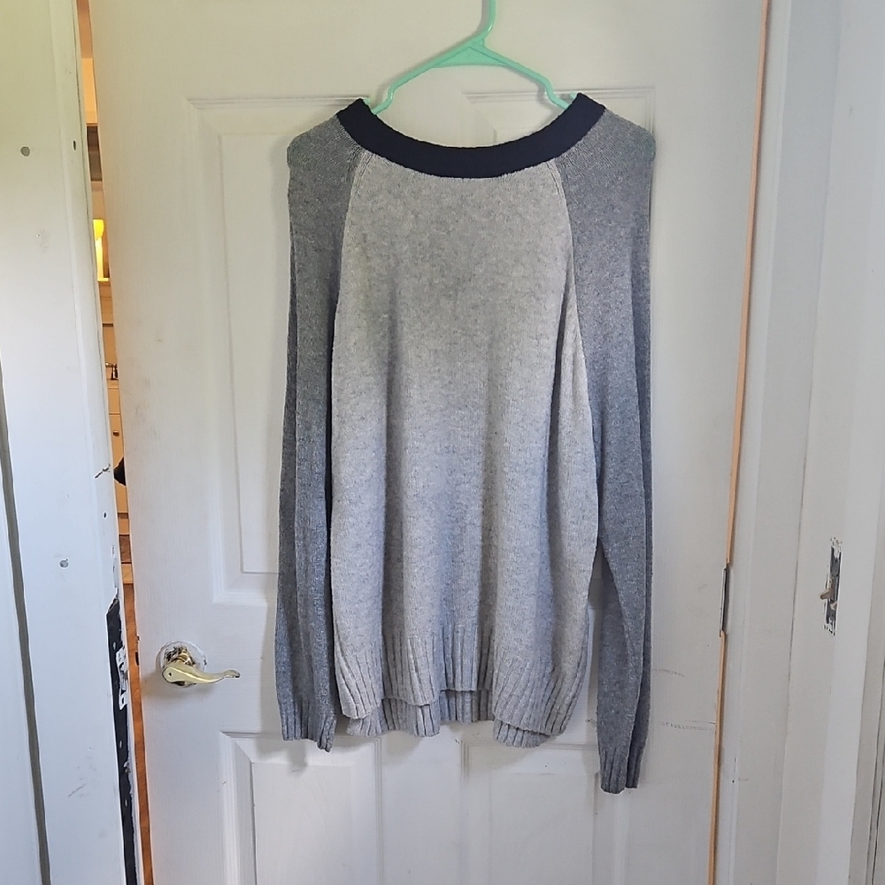 Women's Gray Sweater